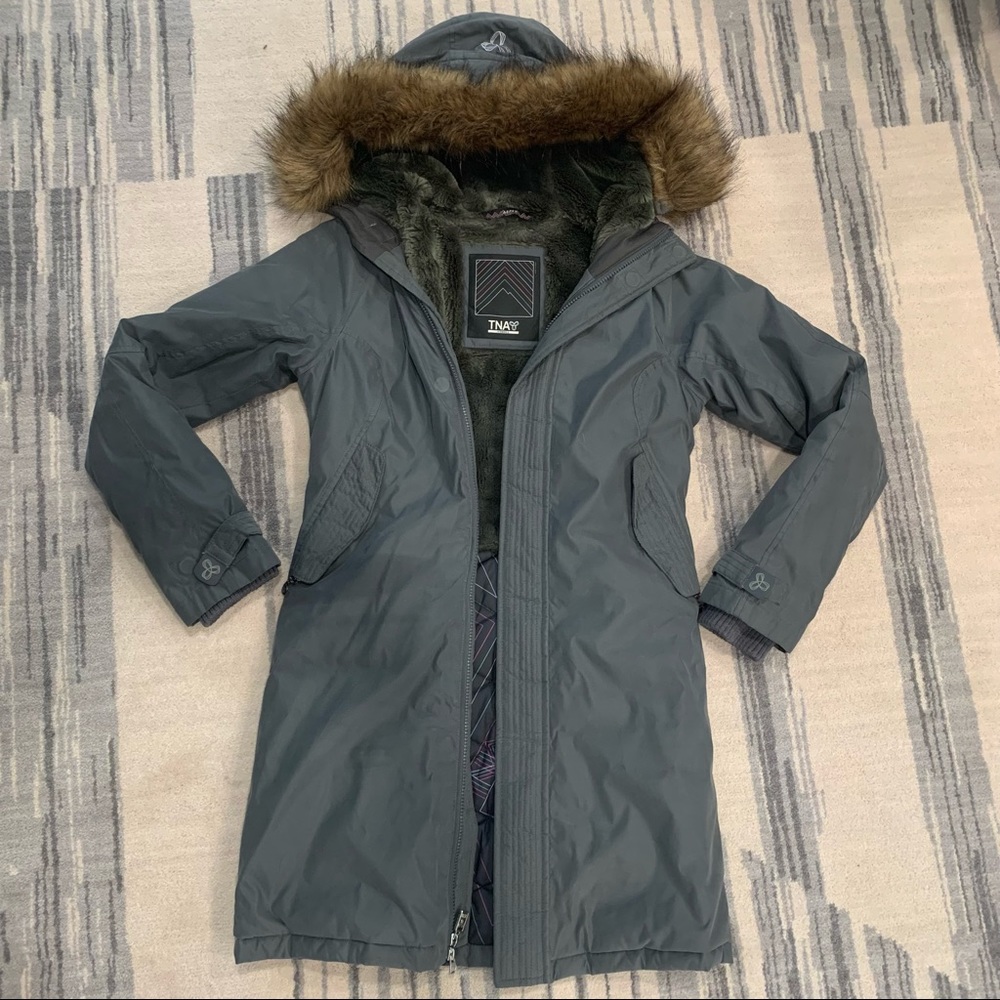 Aritzia TNA gray jacket